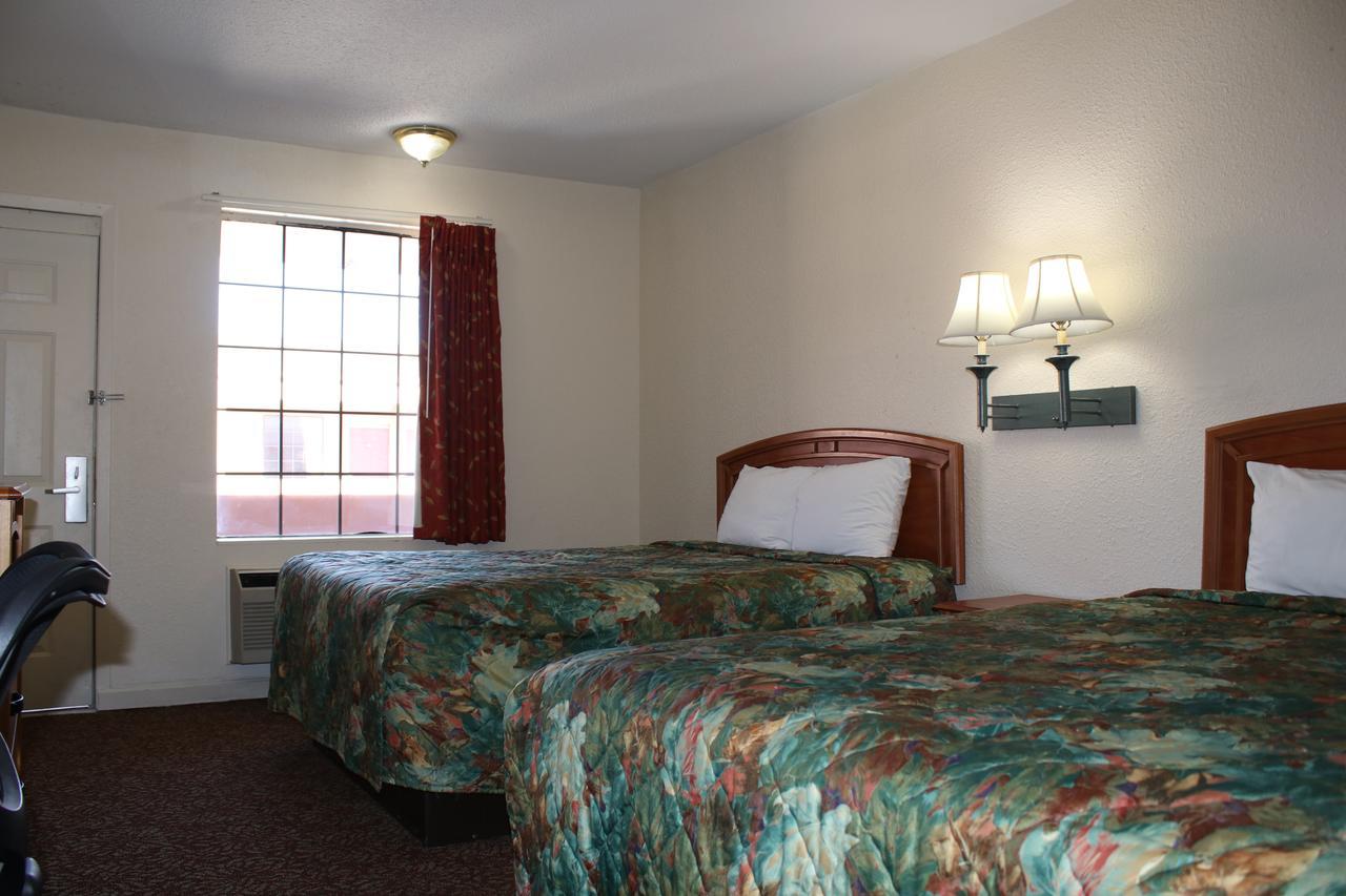 Travel Inn San Antonio Lackland Sea World Zewnętrze zdjęcie